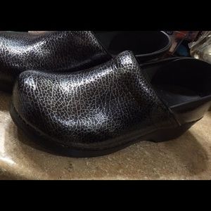 Black with silver Danskos